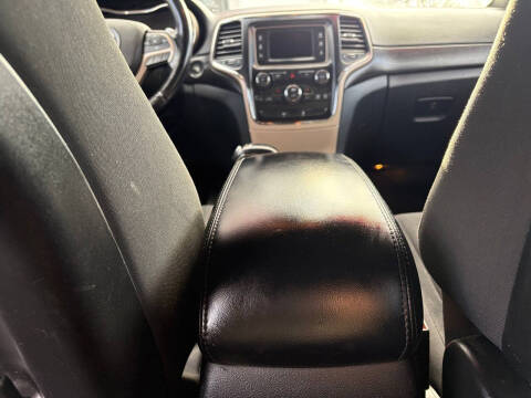 2015 Jeep Grand Cherokee Laredo