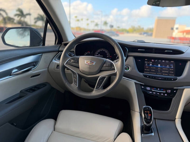 2017 Cadillac XT5 Luxury