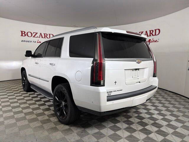 2018 Cadillac Escalade Luxury
