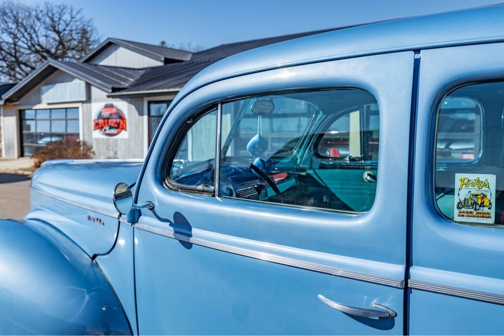 1940 Ford DELUXE V8 64