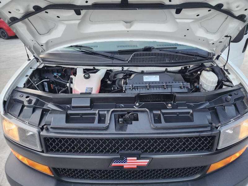 2018 Chevrolet Express 2500