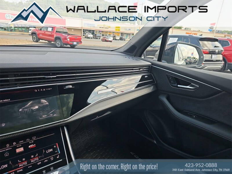 2025 Audi SQ7 4.0T quattro Premium Plus