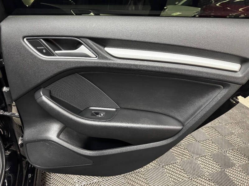 2017 Audi A3 Sportback e-tron 1.4T Premium