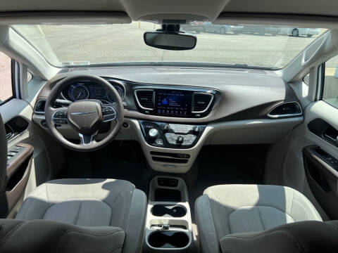 2017 Chrysler Pacifica Touring