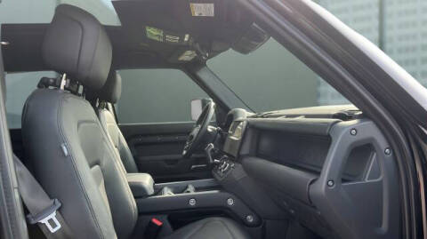 2026 Land Rover Defender 110 P500 X-Dynamic SE