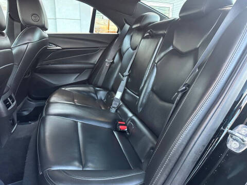 2023 Cadillac CT4 Luxury