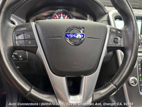 2016 Volvo XC60 T5 Drive-E Premier