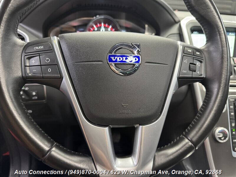 2016 Volvo XC60 T5 Drive-E Premier