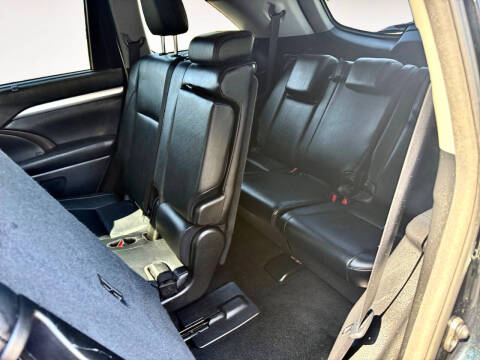 2017 Toyota Highlander XLE