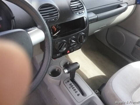 2004 Volkswagen New Beetle GL