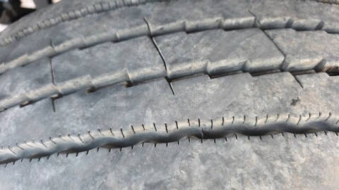 2011 Freightliner M2 106