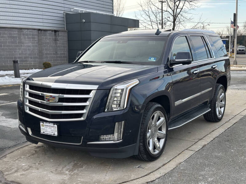 2018 Cadillac Escalade Luxury