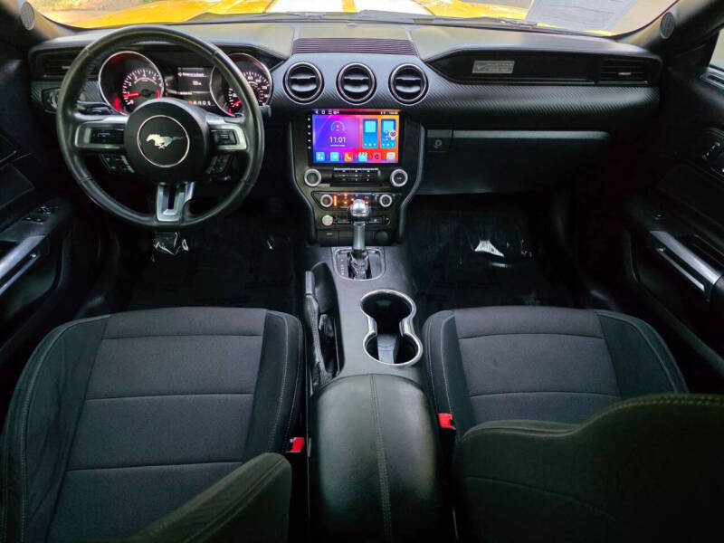 2015 Ford Mustang V6