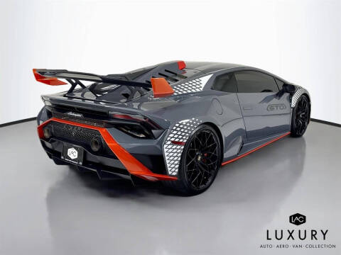 2021 Lamborghini Huracan STO
