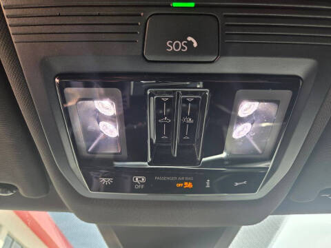 2024 Volkswagen Atlas Cross Sport SEL Premium R-Line 4Motion