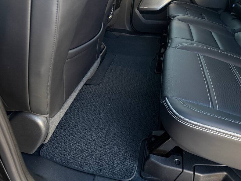 2025 GMC Sierra EV Denali