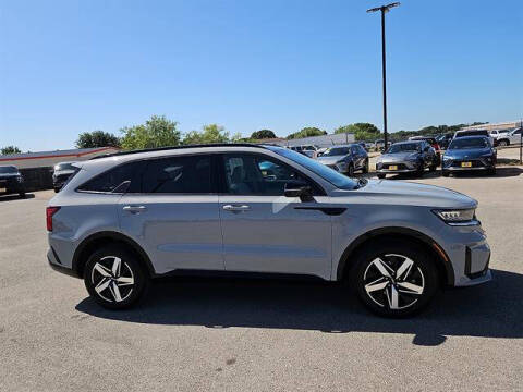2023 Kia Sorento EX