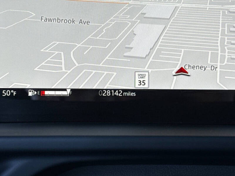 2024 Land Rover Defender 110 P300 S