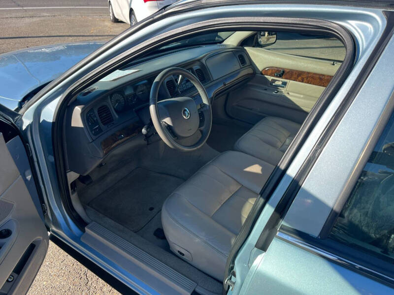 2009 Mercury Grand Marquis LS