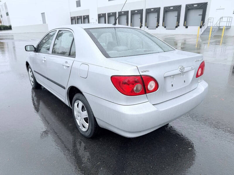 2005 Toyota Corolla