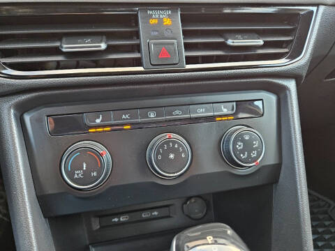 2022 Volkswagen Taos SE 4Motion