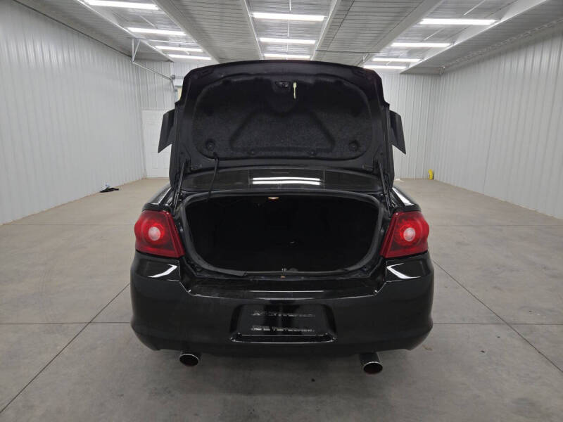 2012 Dodge Avenger SE V6