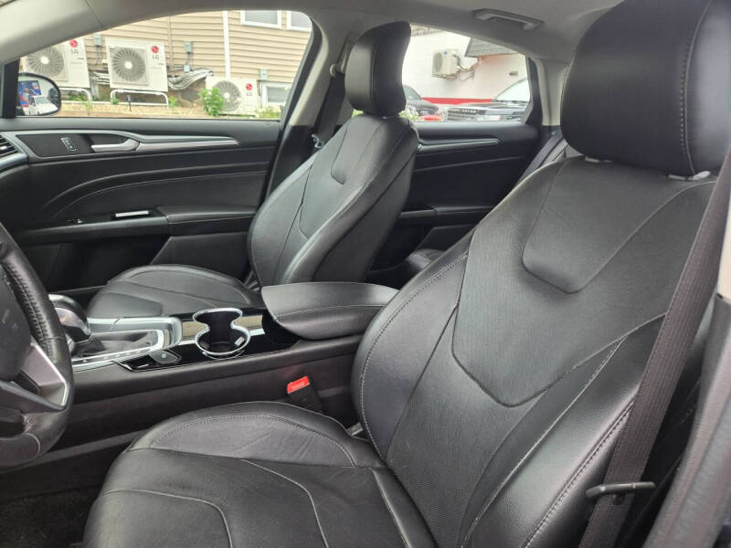 2016 Ford Fusion Titanium