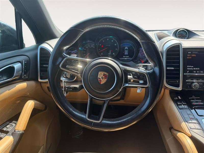 2016 Porsche Cayenne