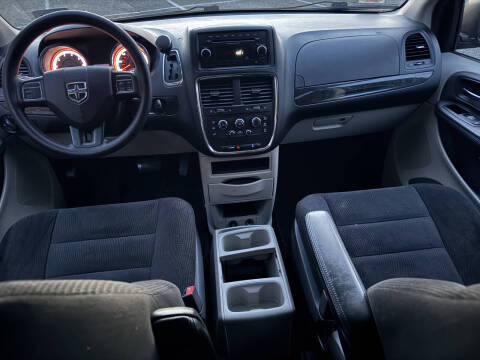 2014 Dodge Grand Caravan SE
