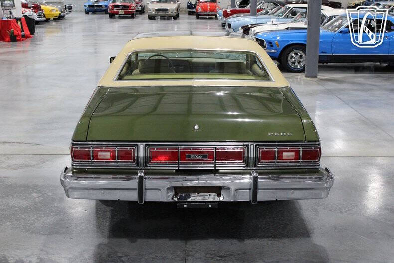 1976 Ford Torino