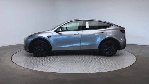 2025 Tesla Model Y Long Range