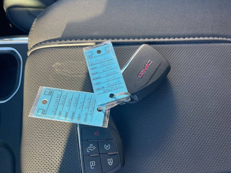 2025 GMC Sierra 1500