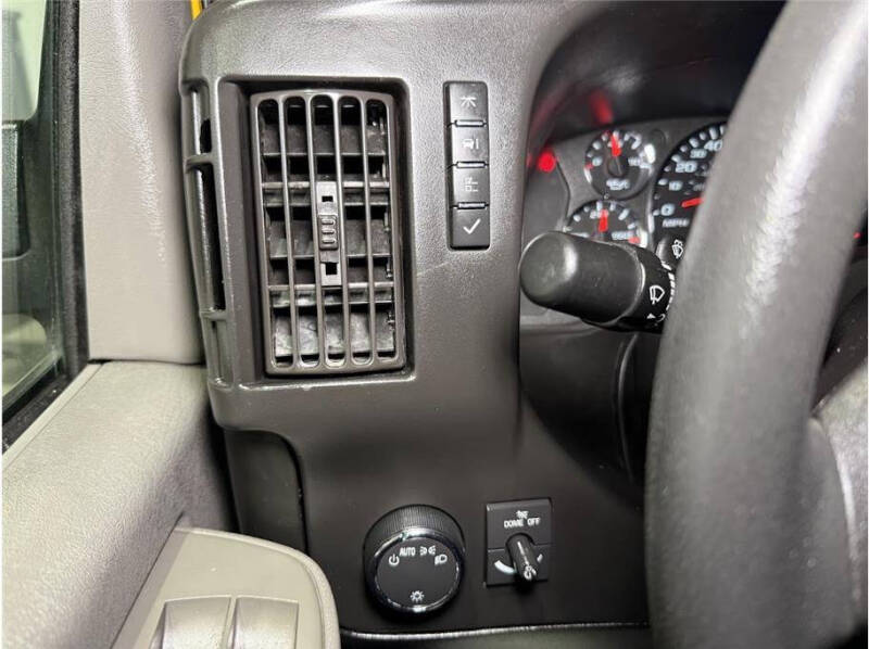 2018 GMC Savana 2500