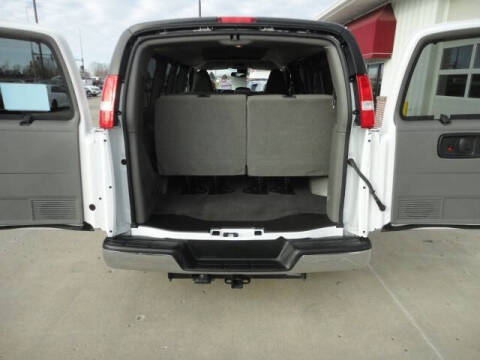 2024 GMC Savana LT 2500