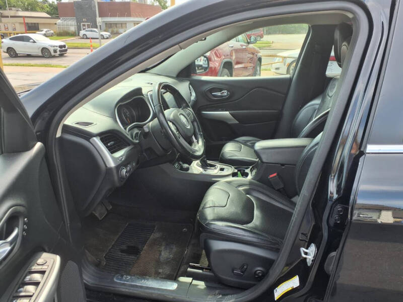 2018 Jeep Cherokee Overland