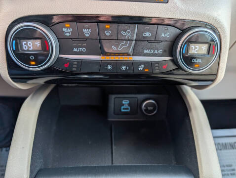 2021 Ford Escape SEL