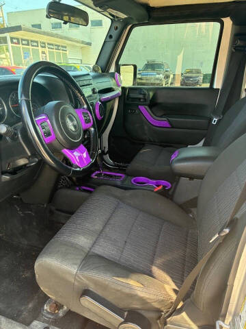 2011 Jeep Wrangler Unlimited Sahara