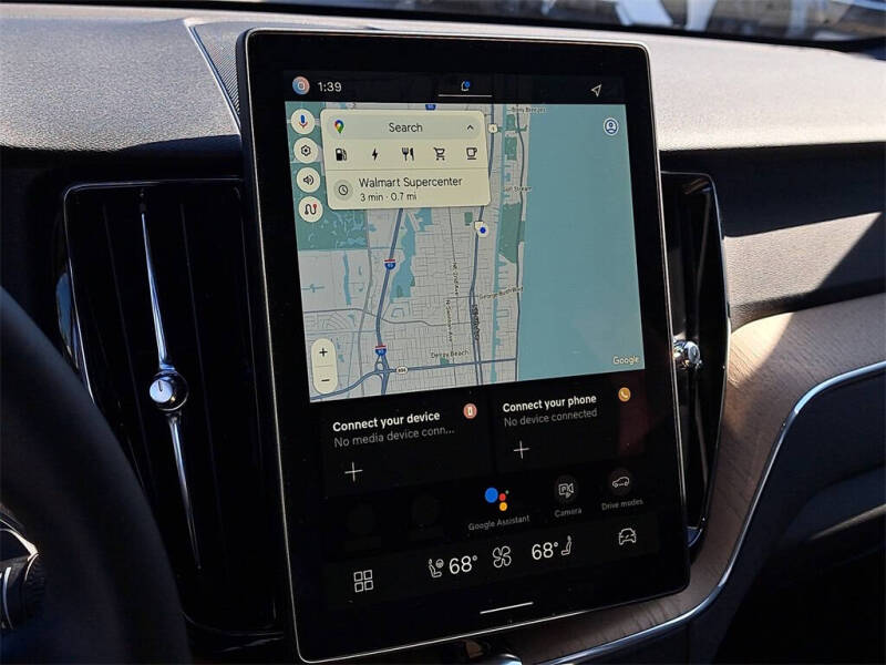 2026 Volvo XC60 T8 Plus