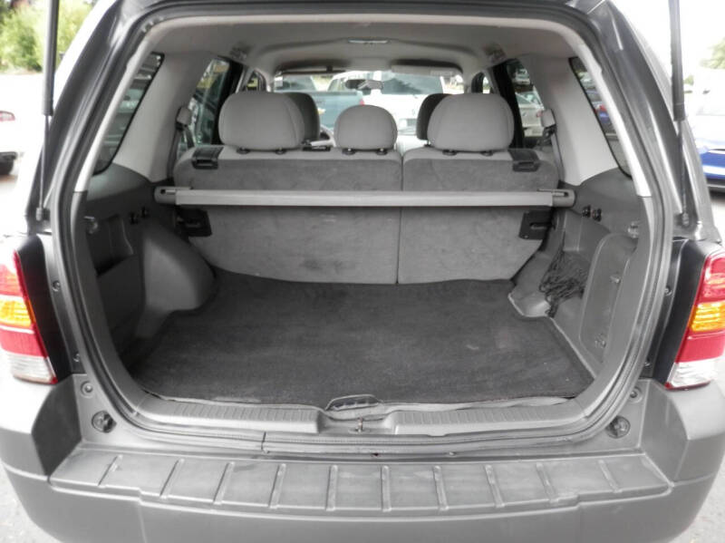 2005 Ford Escape XLT