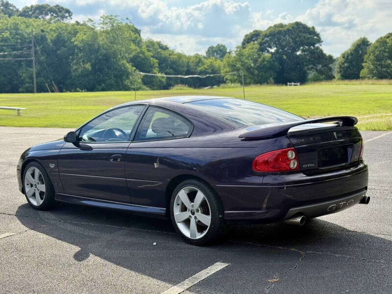 2004 Pontiac GTO