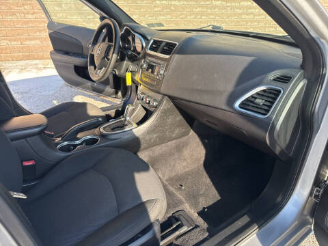 2013 Dodge Avenger SE V6