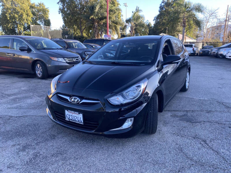 2013 Hyundai Accent SE