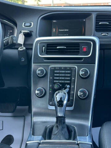 2015 Volvo V60 T5 Drive-E Premier