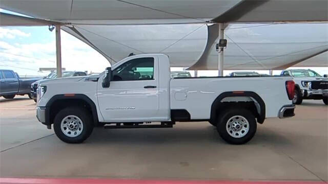 2025 GMC Sierra 2500HD Pro