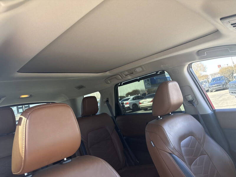 2022 Nissan Pathfinder Platinum
