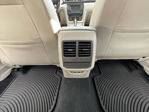 2019 Volkswagen Passat Wolfsburg