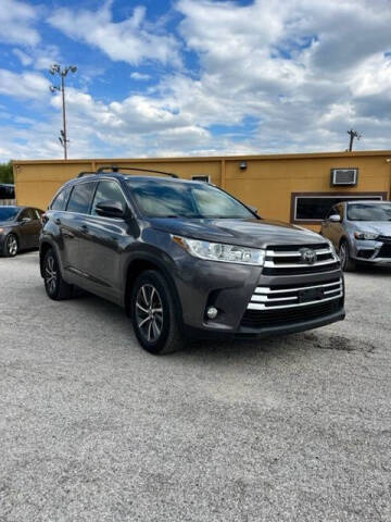 2018 Toyota Highlander SE