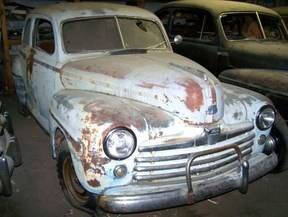 1947 Ford Super Deluxe