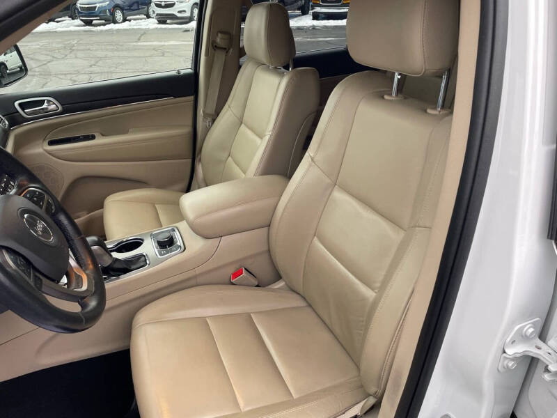 2021 Jeep Grand Cherokee Limited photo 3