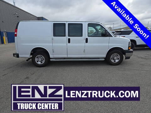 2021 Chevrolet Express 2500